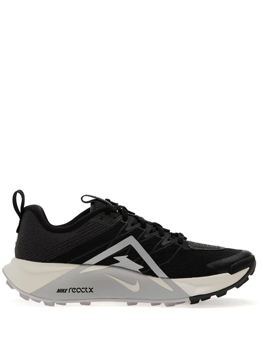 Wildhorse 10 Sneakers